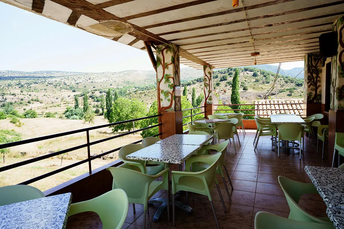 Terraza en Hostal restaurante Taibilla en Nerpio Albacete